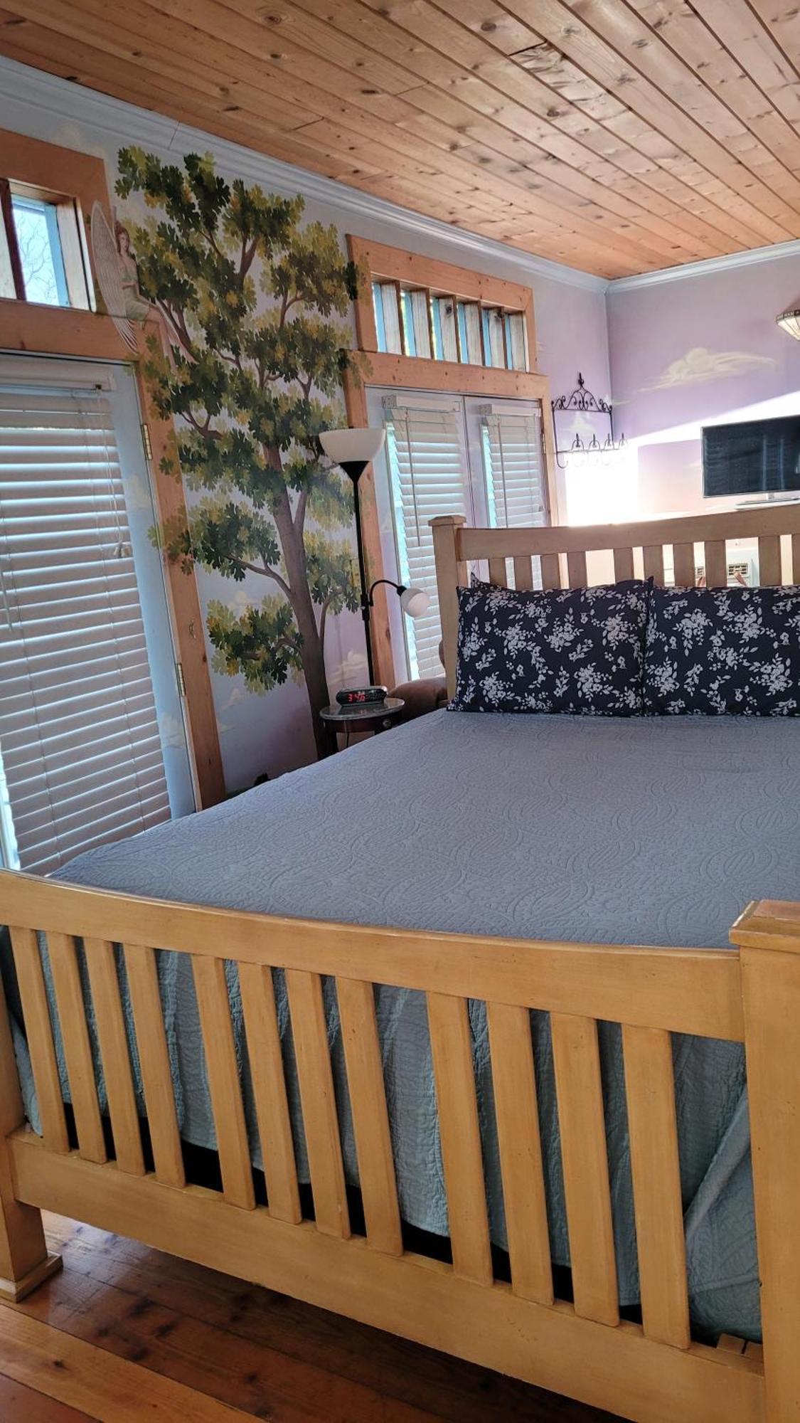 Angel Cottage With A Sauna Or The Cozy With A Jacuzzi Tub, Both Are Studios With A View Of マウント・シャスタ エクステリア 写真