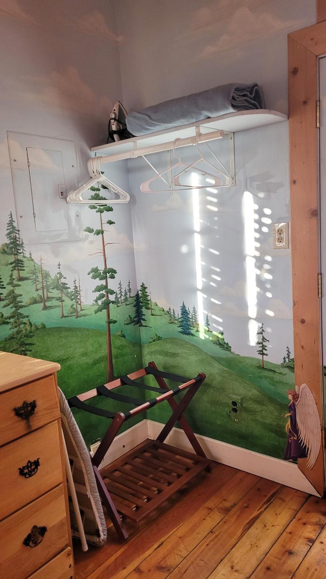 Angel Cottage With A Sauna Or The Cozy With A Jacuzzi Tub, Both Are Studios With A View Of マウント・シャスタ 部屋 写真
